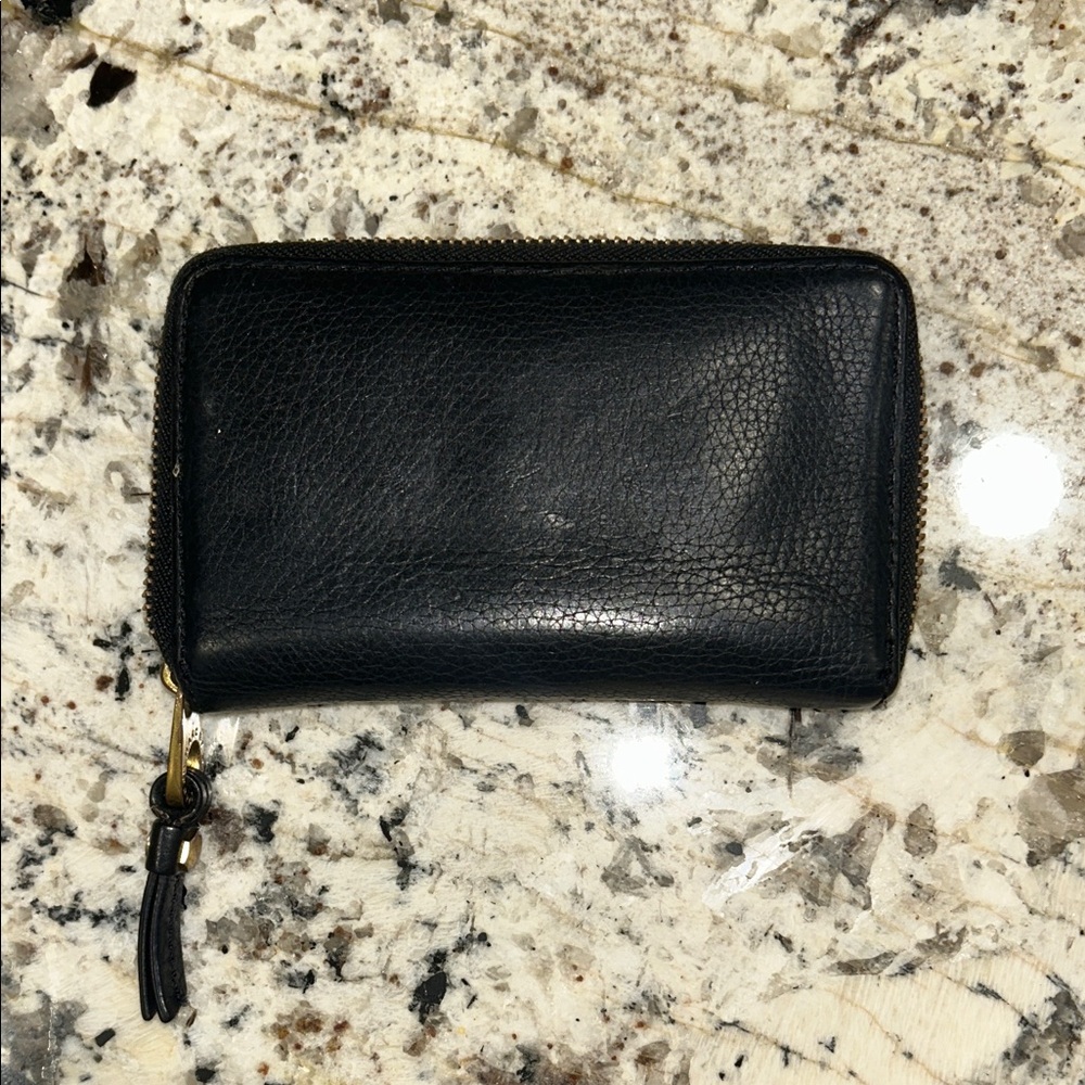 Marc Jacob’s Wallet - Picture 3 of 7